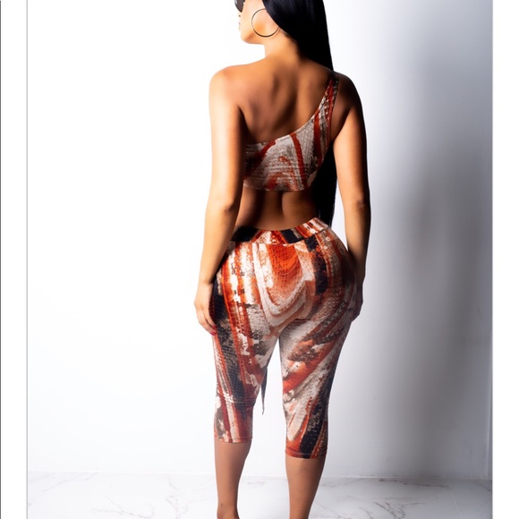 Capri set - Picture 2 of 2